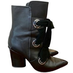 Donald J Pliner Witchy Whimsygoth Wednesday Addams Pointed Toe Victorian Boots